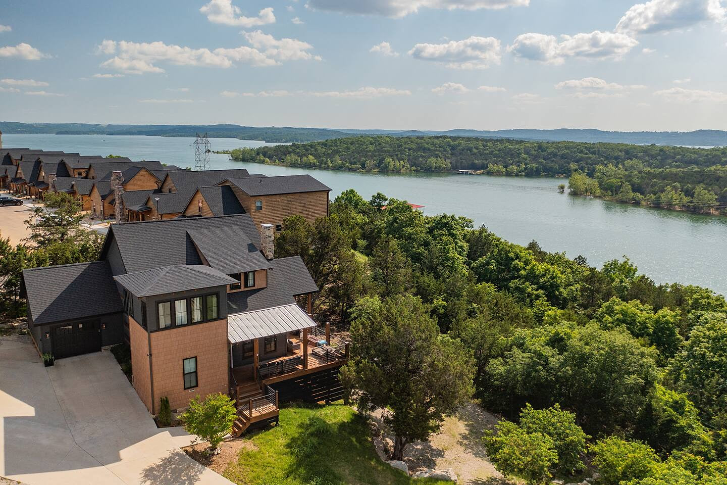 Breathtaking Views of Table Rock Lake