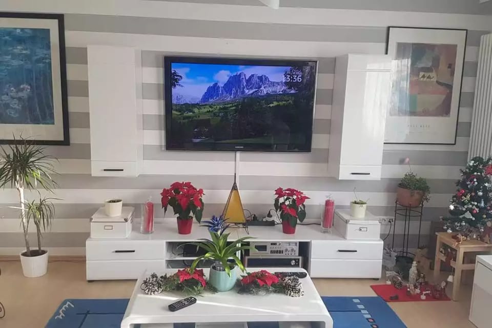 55 Inch TV