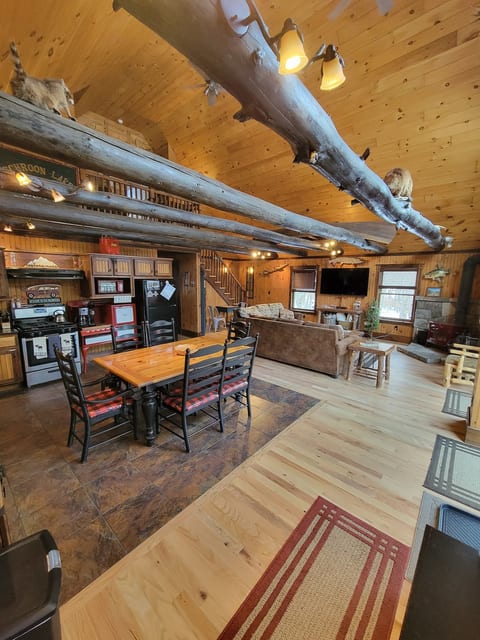 Hemlock Hill Lodge-Brant Lake George,Schroon,Loon
