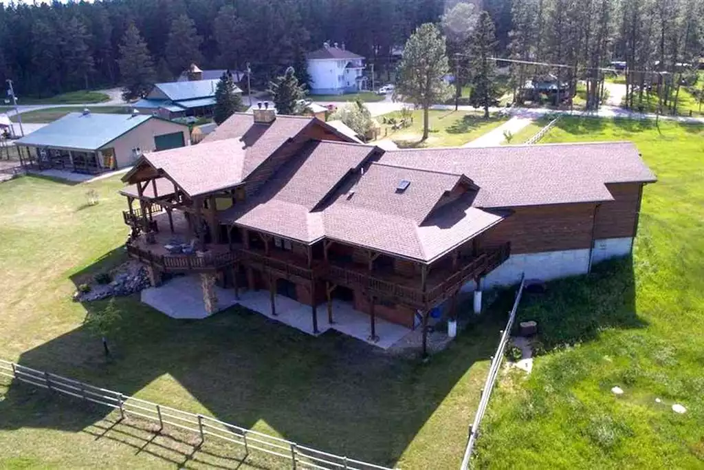 Luxurious Log Home · View · Spacious · Discounts! - Nemo Luxurious Log Home · View · Spacious · Discounts! - Nemo