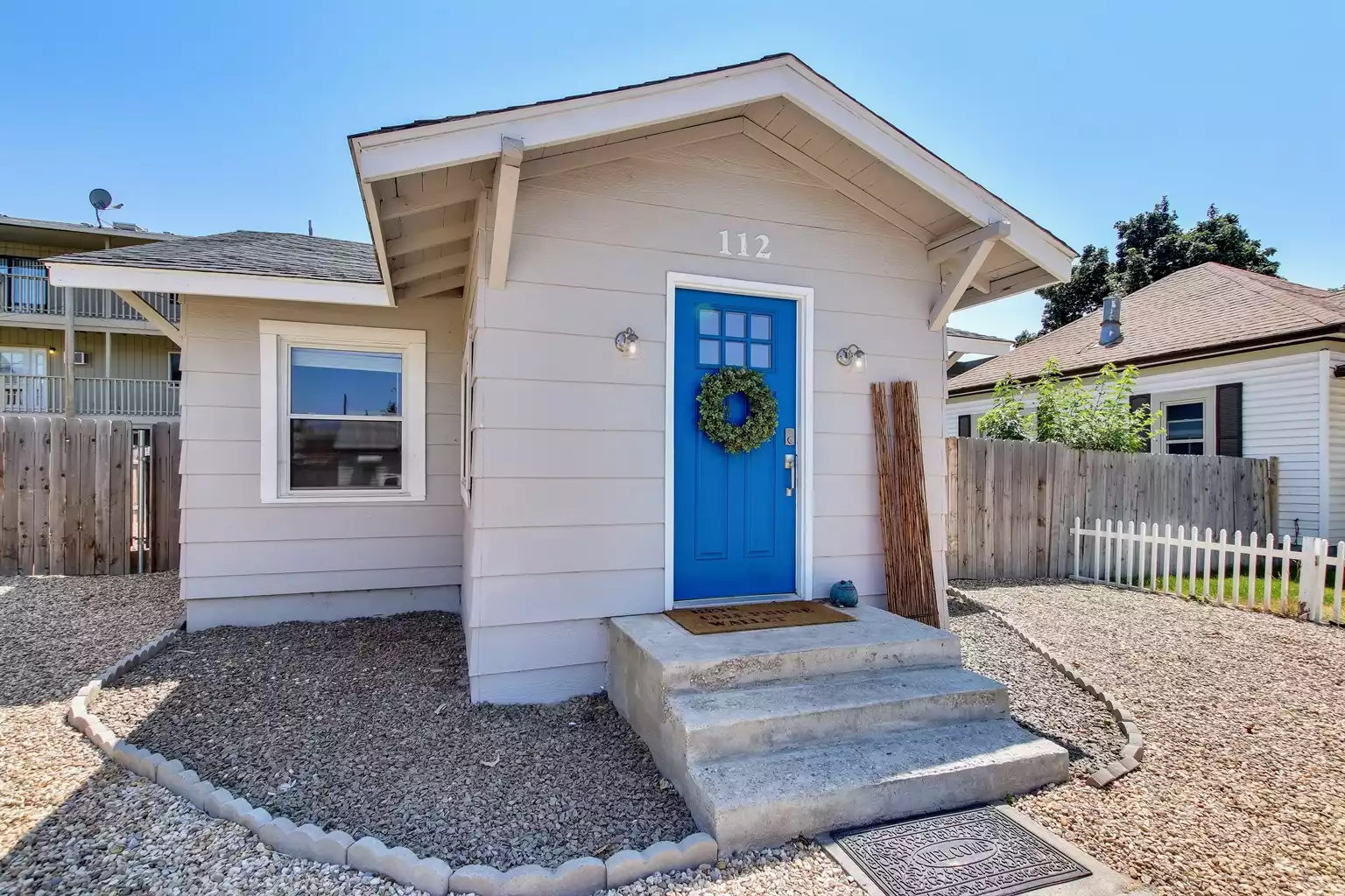 The Cozy Contemporary Cottage Home in Nampa Idaho - Nampa