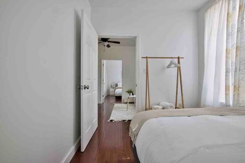 Superhost's Modern 2 bed | 2Bath in New York
