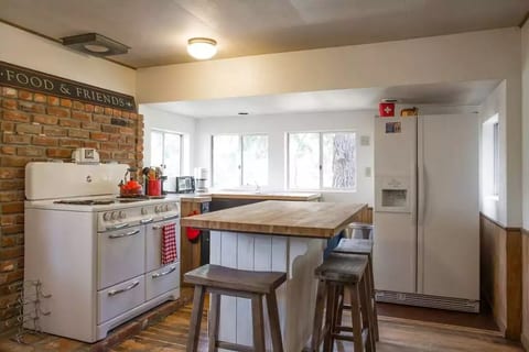 Fully stocked kitchen