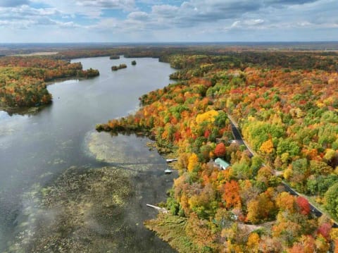 *Cabin w/ Screen Deck!*Kayak*SUP*Pedalboat*Rowboat