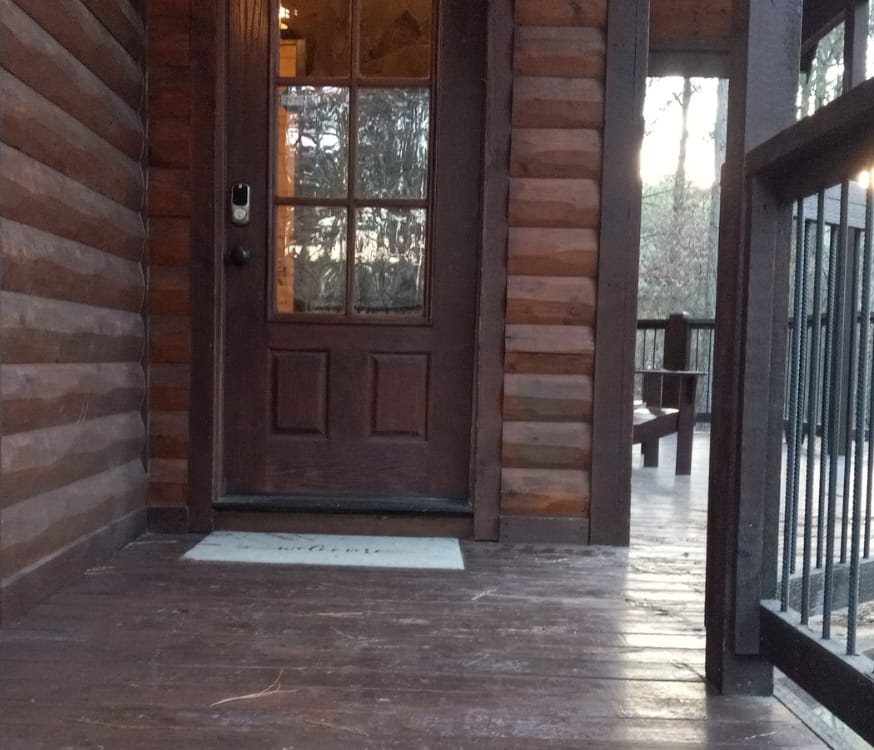 Step free access to home - parking to ramp Step free access to home - parking to ramp - Iron Horse Lodge - Broken Bow