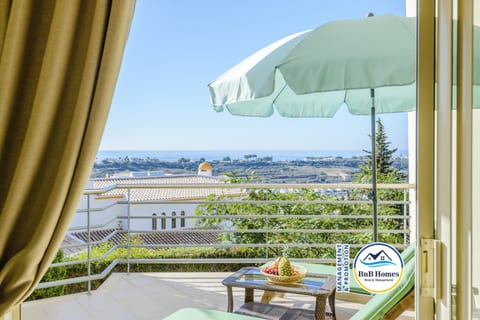 BnB Homes Apartment with Sea view 2 huge terraces