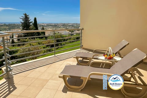BnB Homes Apartment with Sea view 2 huge terraces
