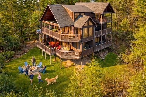 Escape to the mountains, where the magic comes alive after sunset. Spend your evenings chasing fireflies, breathing in the fresh mountain air, and making memories beneath a sky full of stars.