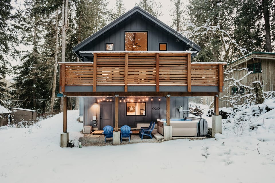 50MBR - Mt Baker Lodging Cabin - Sleeps 8! - Glacier