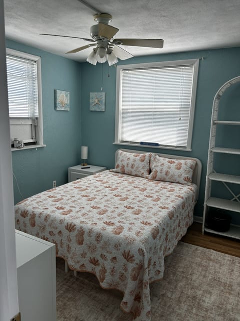 Queen bed
