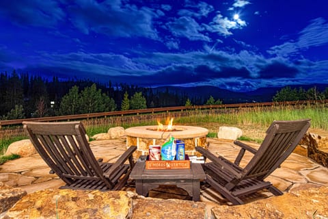 Vista Peak Mountain House