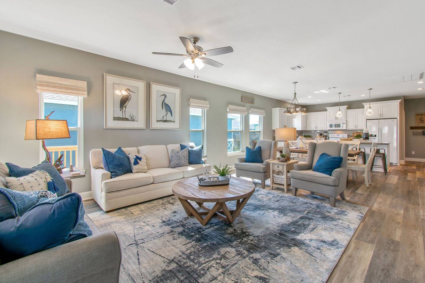 Entrance to Living Room