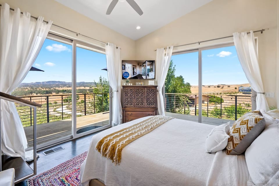 Be Suite Vineyard Retreat - Paso Robles