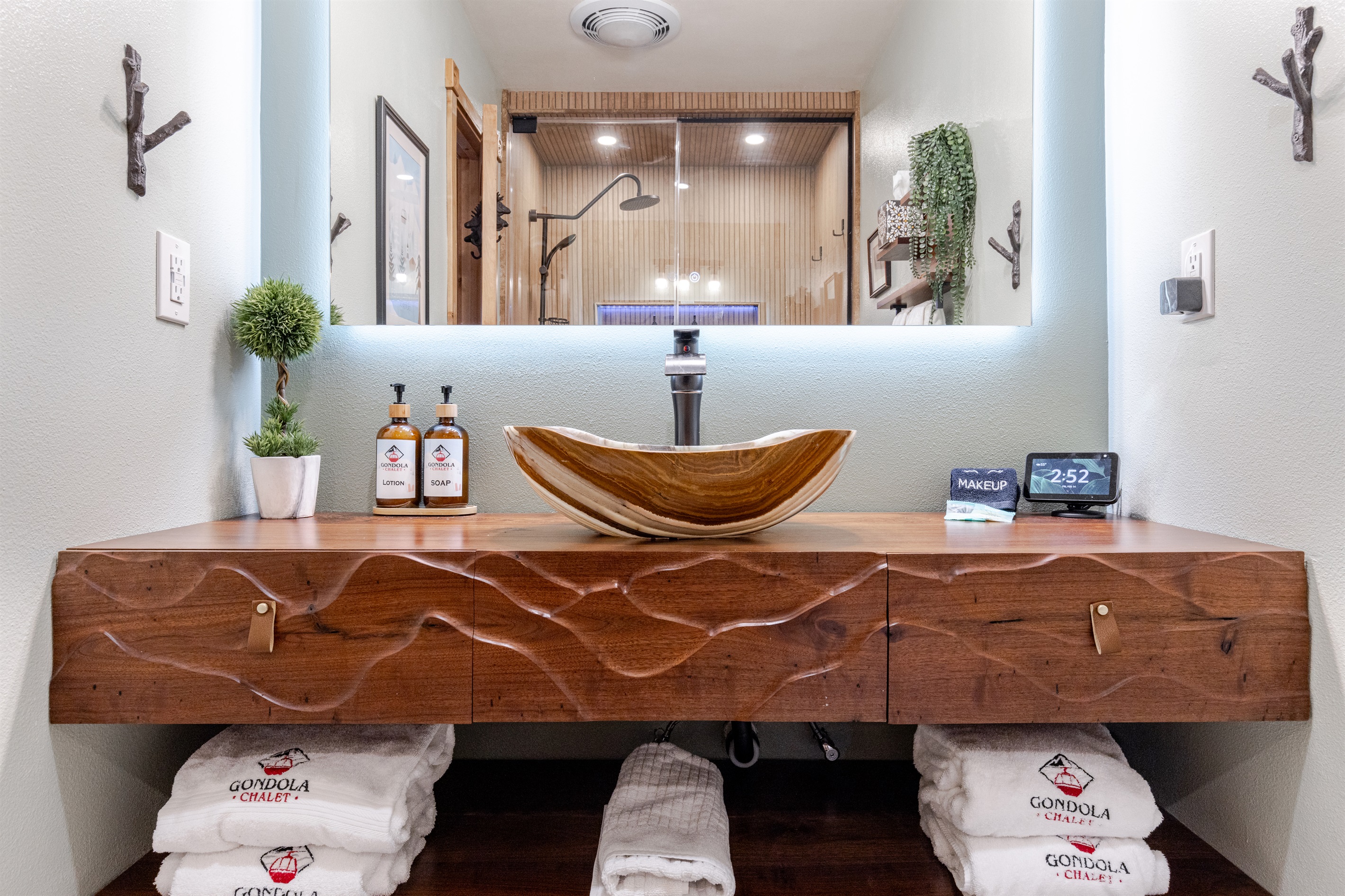 Bathroom 1 Bidet, Steamroom, Light therapy, music, multiple shower heads for a full spa experience