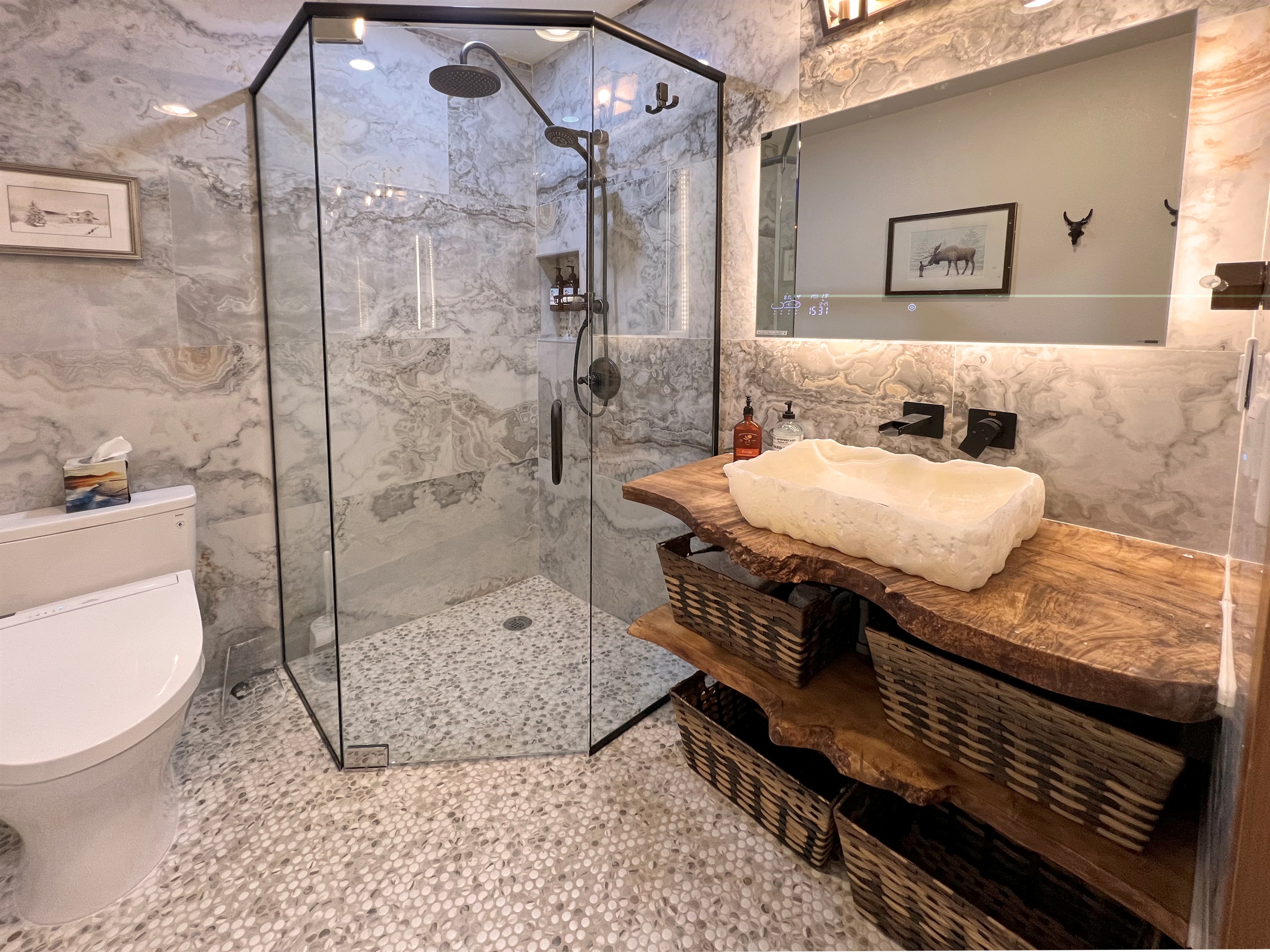 Bathroom 2 w/ Bidet, heated seat