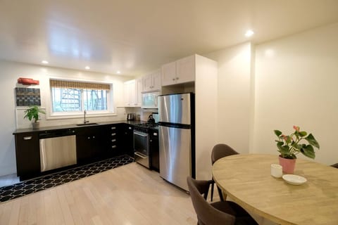 Kitchen and dinner table