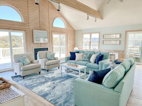 Living room image 1