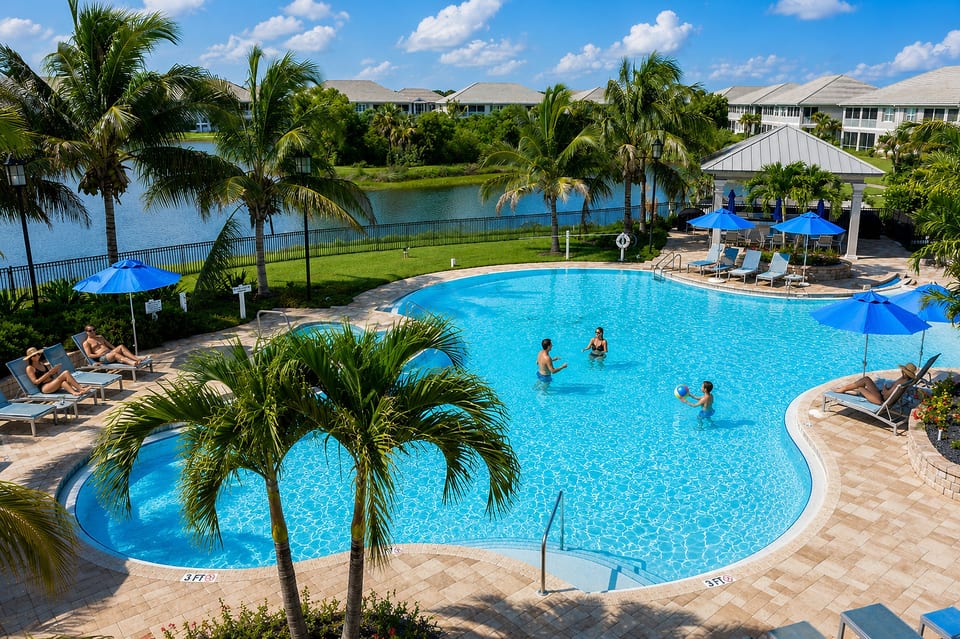 Antilles Pool