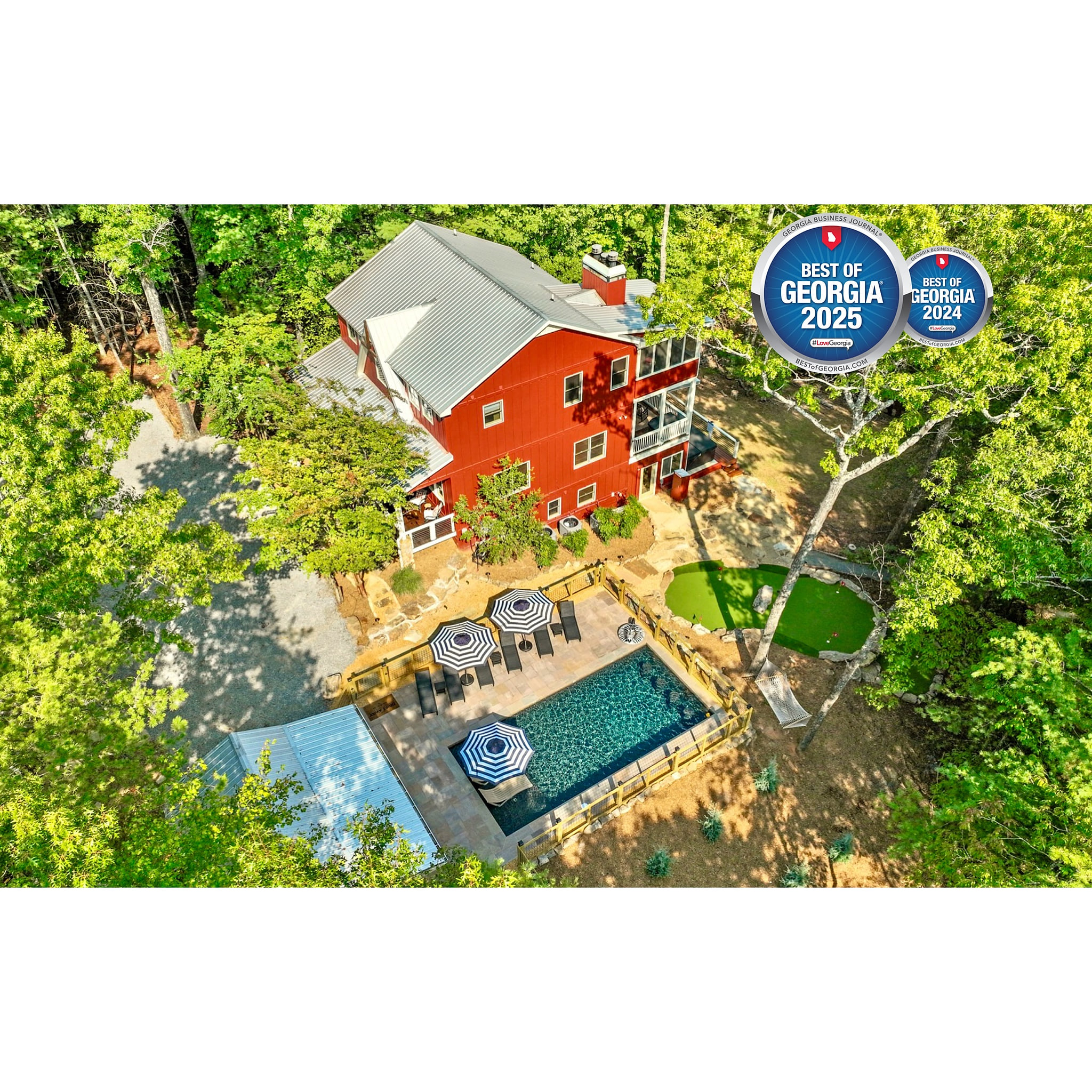 Southern Ridge Manor - Mountain farmhouse cabin with heated pool, cabana, putting green, outdoor kitchen, sauna, hot tub, fire pit.