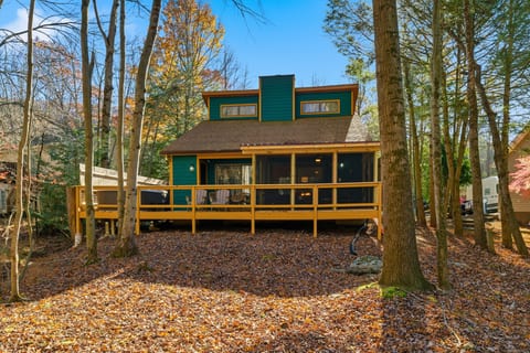 Poconos Whiskey River Retreat