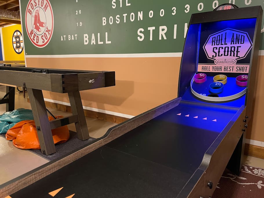 * Game Room, Linens, Quiet St, Central AC/Heat