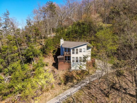 Mtn Views & City Lights: Secluded Chalet Near Ober