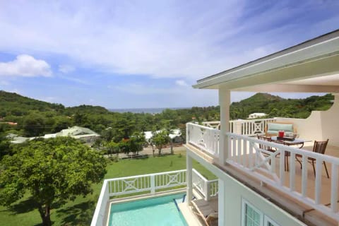 Smuggler's View - Cap Estate
