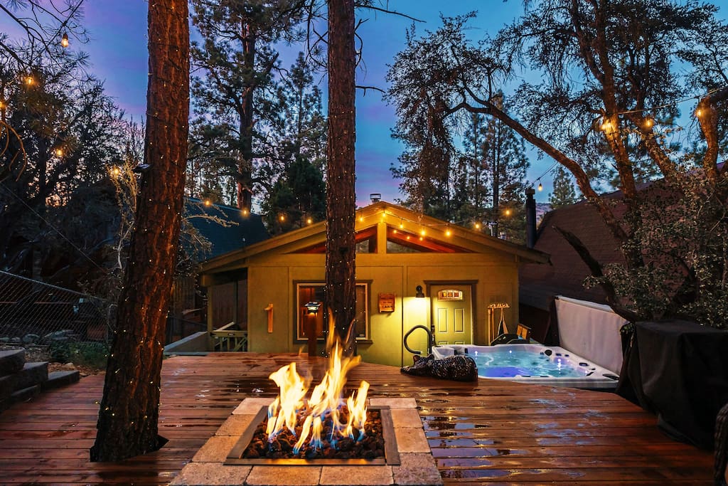 A fireside chat underneath the stars or take a relaxing dip in the Hot Tub.