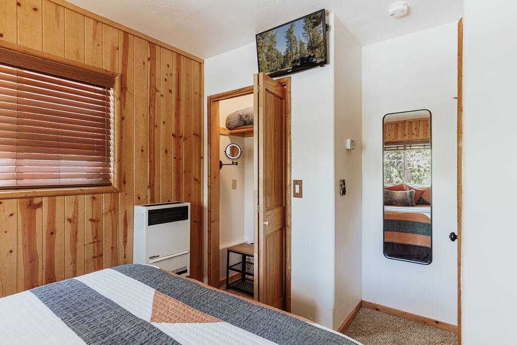 Both bedrooms have full length mirrors, a vanity mirror with lights, luggage and shoe rack, hangers, extra blankets, heating, fans and humidifiers. 