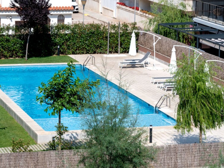 Waves - Calafell