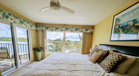 Sea Club Condo #103