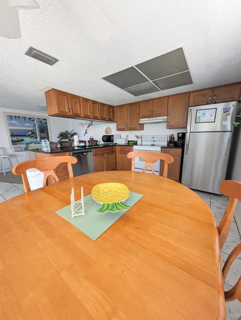 Sea Club Condo #12