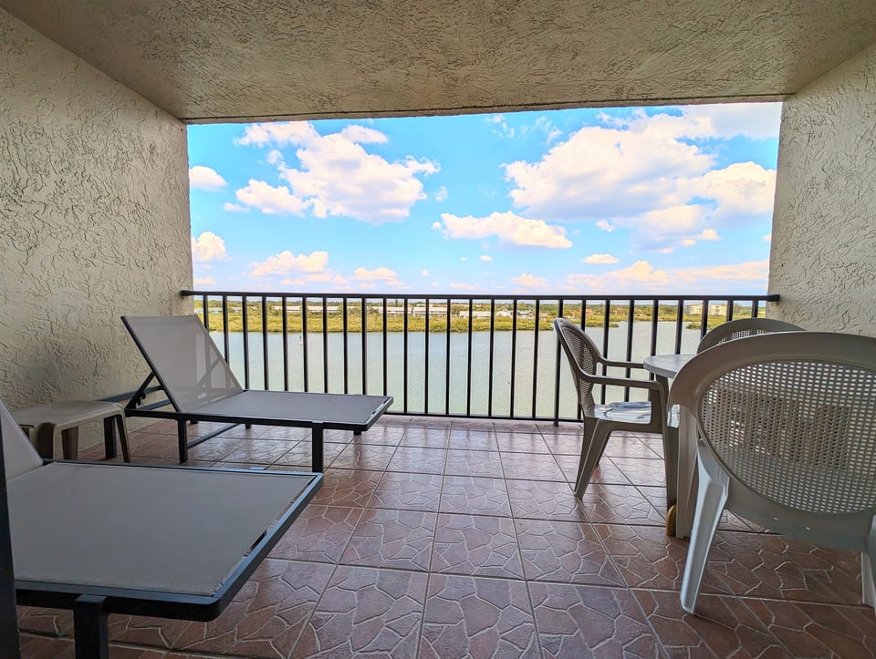 Private Covered Balcony on Intercoastal