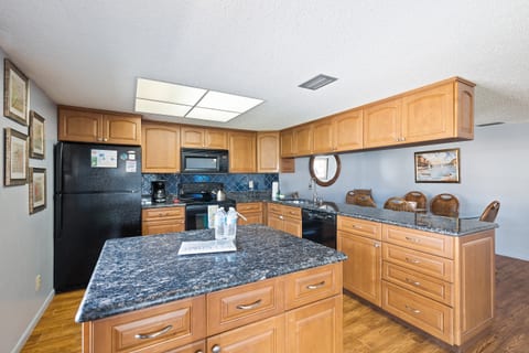 Sea Club Condo #10