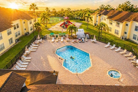 Disney Family Retreat 3 BDR | Arcade Heated Pool