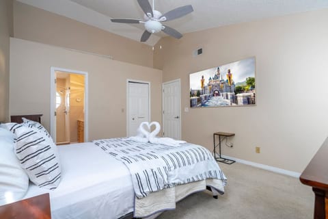 Disney Retreat | Arcade • Pool • Free Parking
