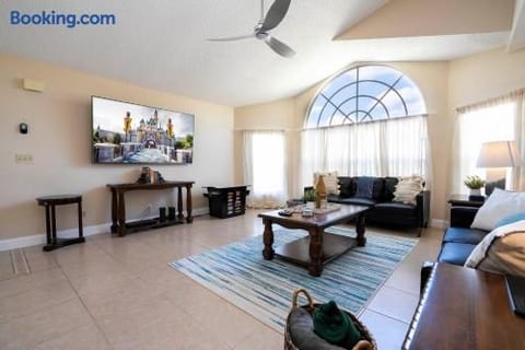 Disney Family Retreat 3 BDR | Arcade Heated Pool