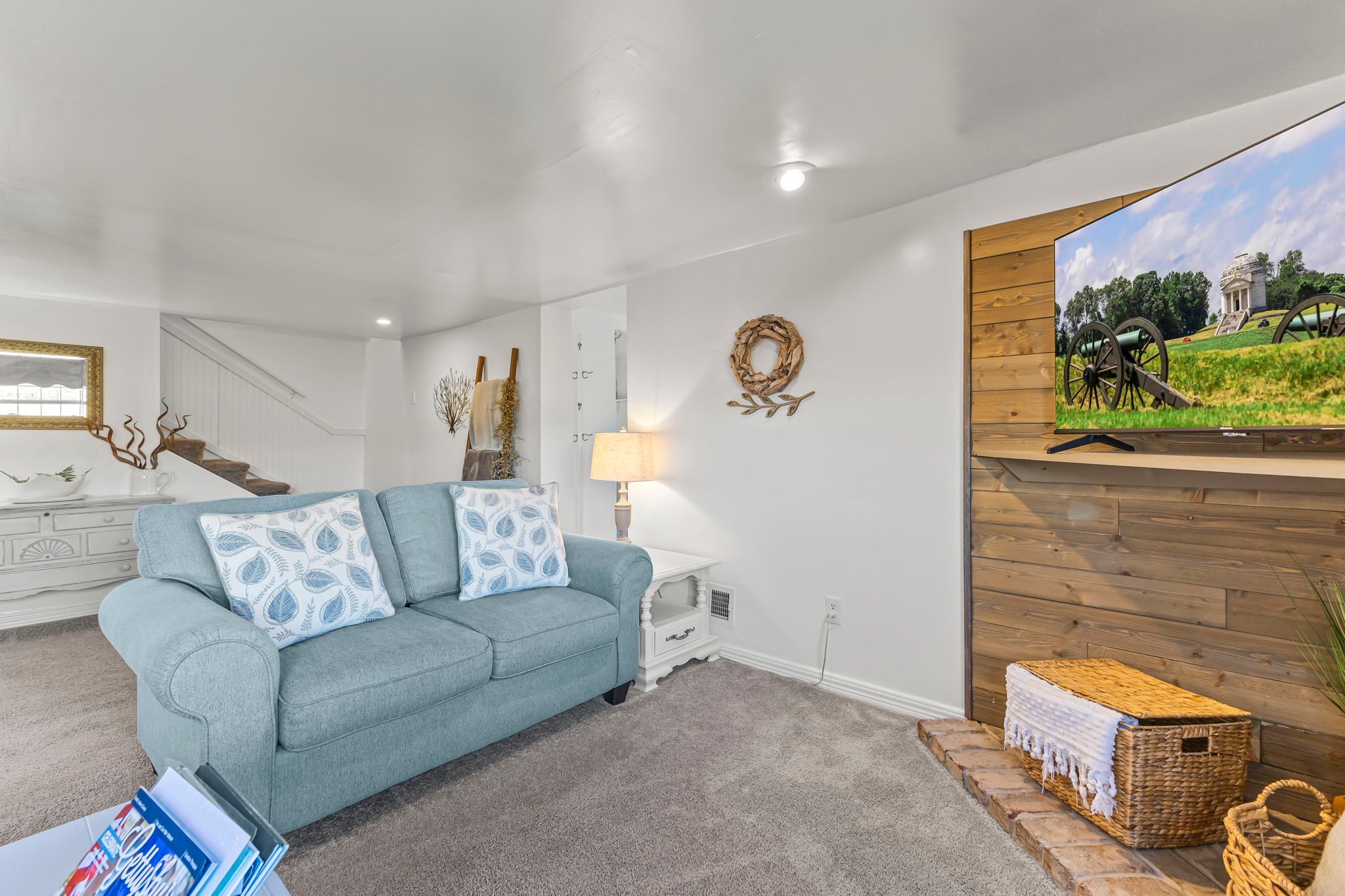 6 Time Award Winning Blue Coat Cottage Sleeps 6
