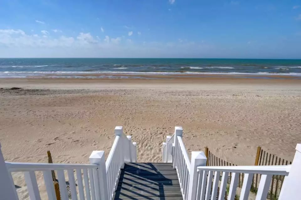 Private walkway to the beach