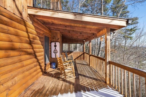 Private Cabin | Hot Tub | King beds | Forest Views