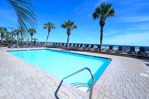 Compass Cove 650 - Oceanview Studio