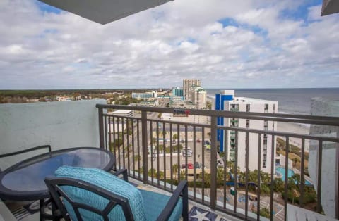 Bluewater 1504 - 1 Bedroom
