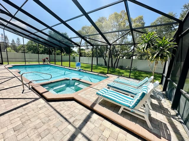 Maison de la Côte du Golfe avec piscine privée près d'AMI et des plages - Bradenton