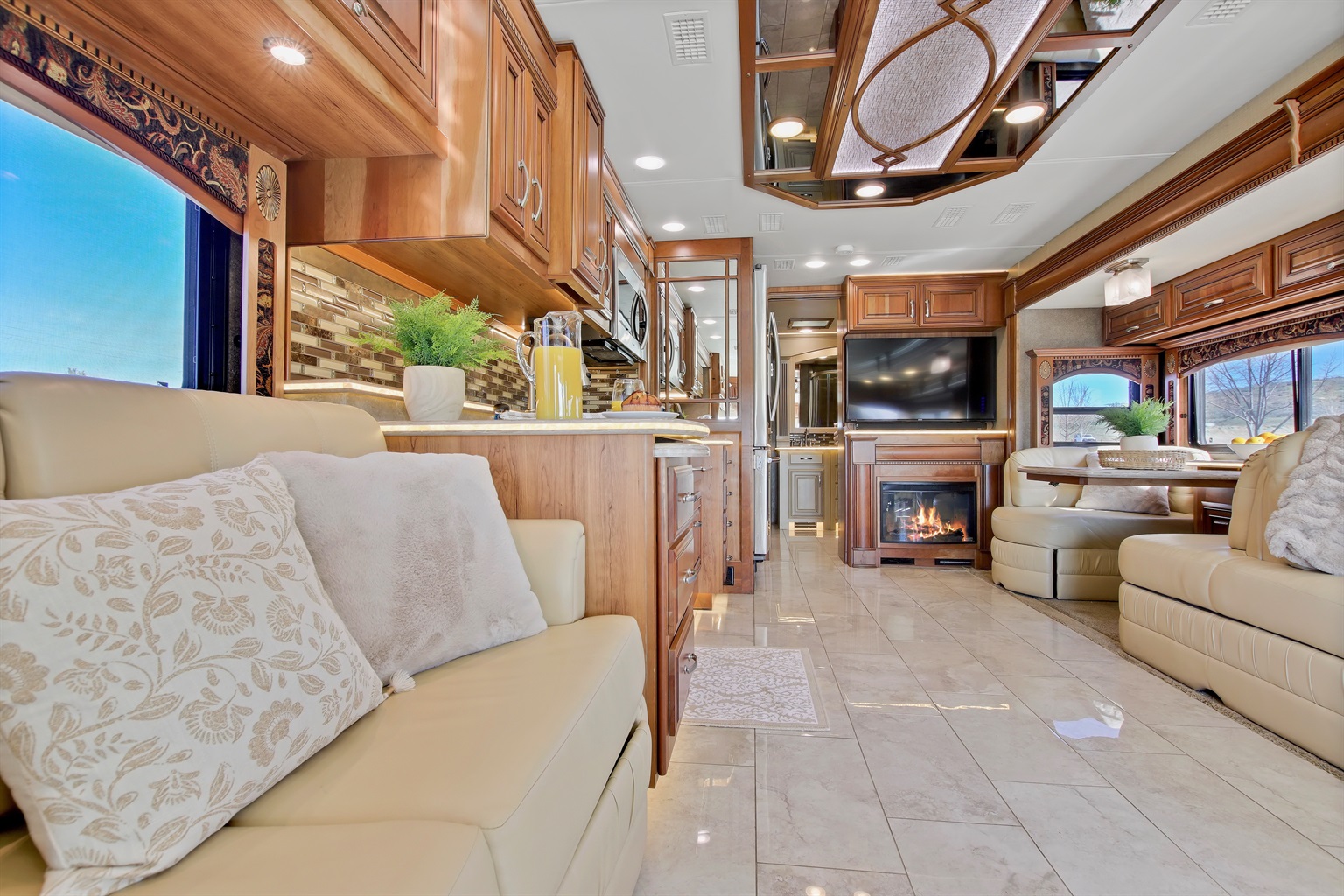 entegra-anthem-luxury-diesel-powered-motorhome/