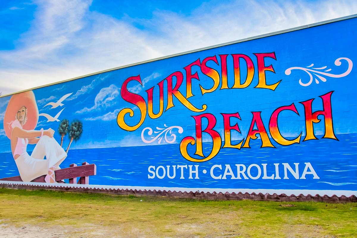 Fully Furnished Coastal Comfort in Surfside Beach image 44