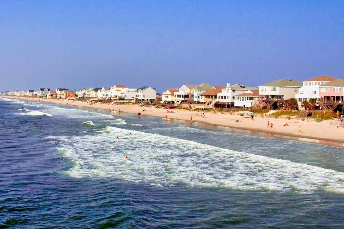 Fully Furnished Coastal Comfort in Surfside Beach image 45