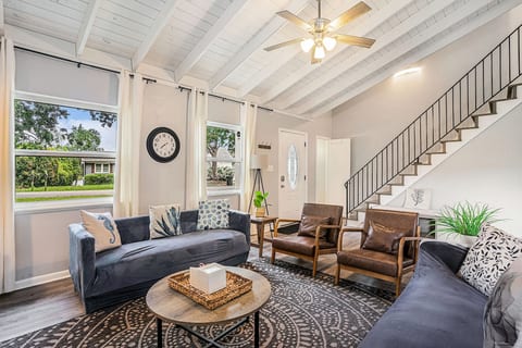 Fully Furnished Coastal Comfort in Surfside Beach image 4