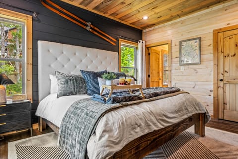 Bright Sky Lodge