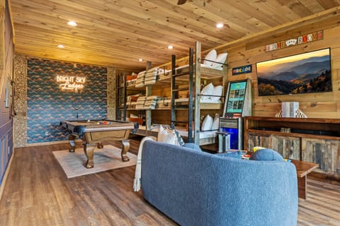 Bright Sky Lodge