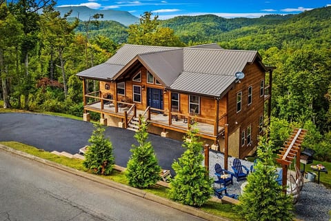 Bright Sky Lodge